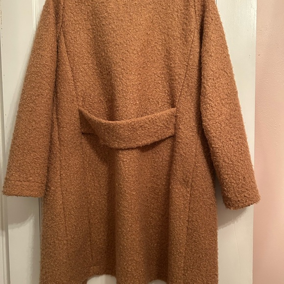 Universal thread jacket topper - Picture 3 of 3